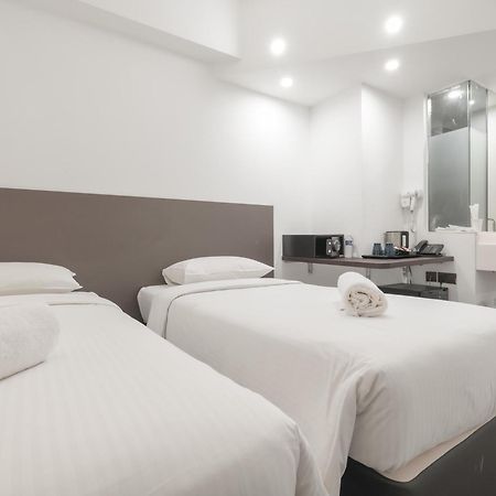 A Hotel Dickson Singapore Ngoại thất bức ảnh